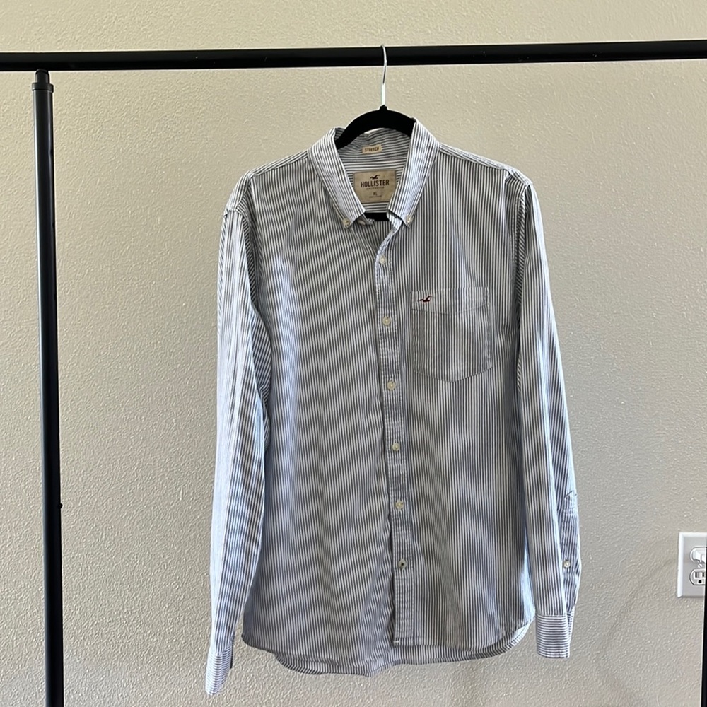 Hollister Men’s Long Sleeve Button Up